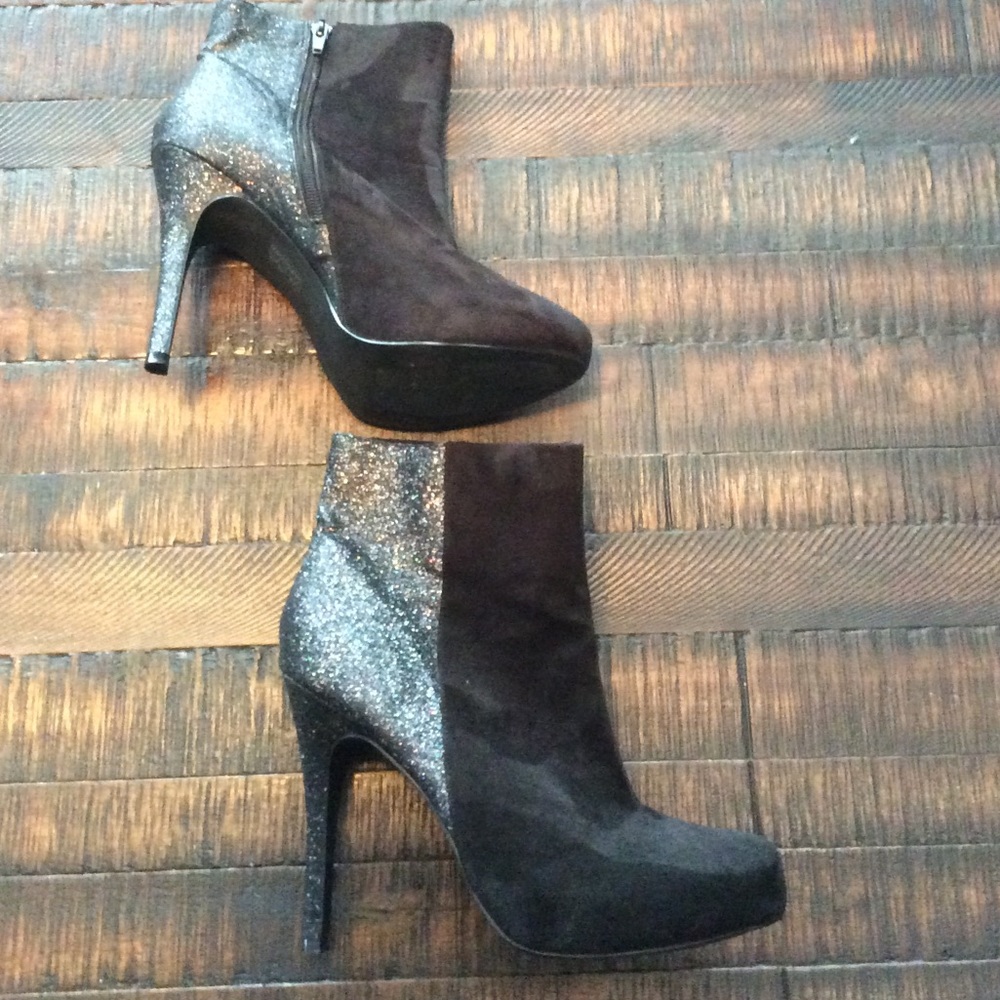Black suede with sparkly back booties
